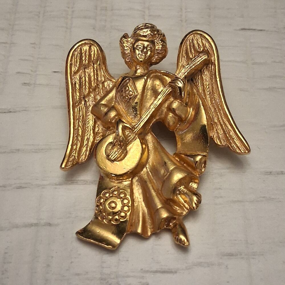 Vintage Angel Lute Mandolin Brooch Pin Gold Tone Cast Metal Christmas